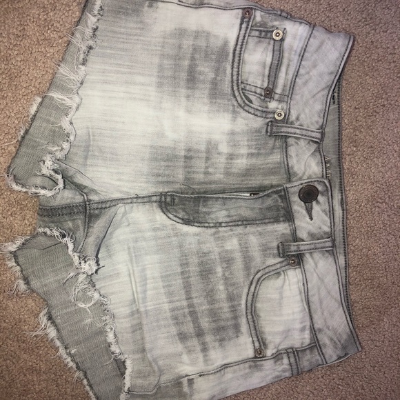 American Eagle Jean shorts! - Picture 1 of 2